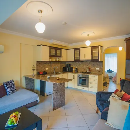 Sunset Club Aqualettings Mermaid 33 *