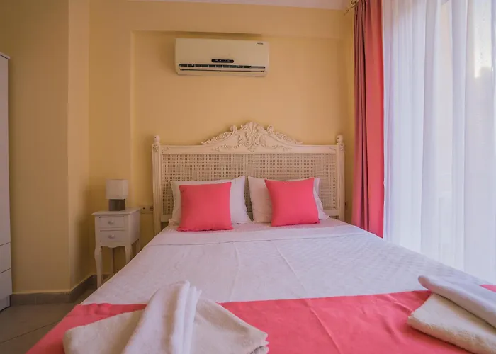 Sunset Club Aqualettings Mermaid 33