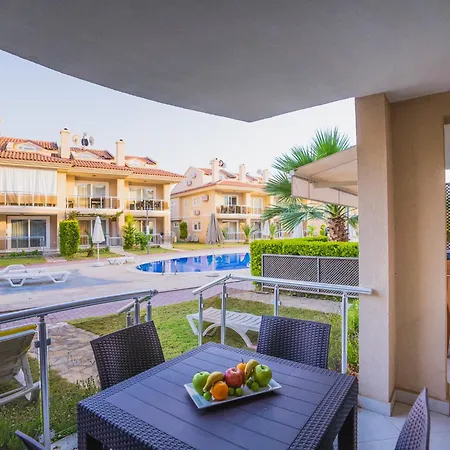 Sunset Club Aqualettings Mermaid 33 Apartment