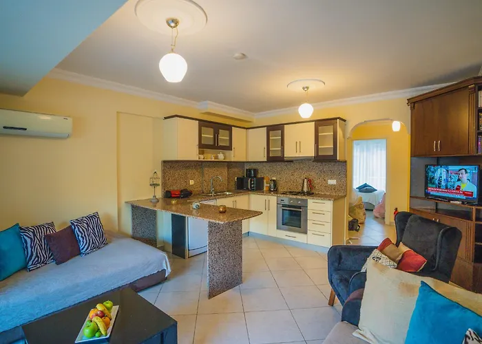 Sunset Club Aqualettings Mermaid 33 *