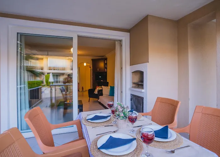 Sunset Club Aqualettings Mermaid 33 *