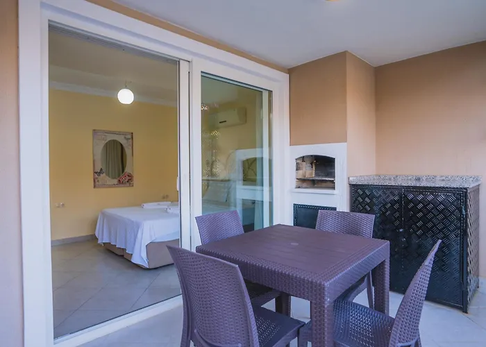 Sunset Club Aqualettings Mermaid 33